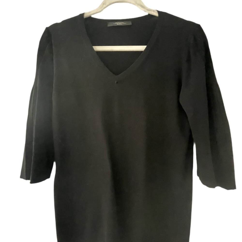 Weekend Max Mara Black three quarter Long Sleeve V-Neck Top